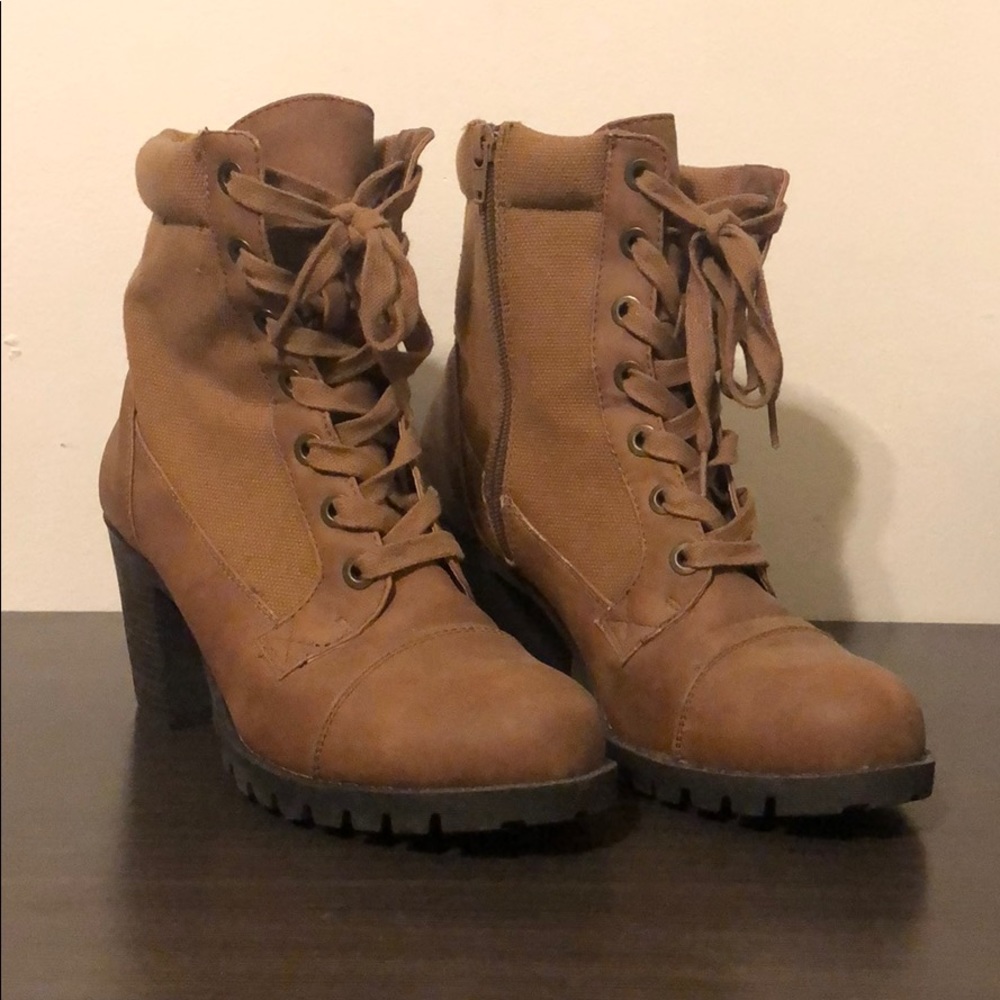 XOXO Booties